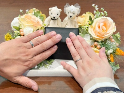 ラザールダイヤモンドが輝く♡お二人らしいマリッジリング